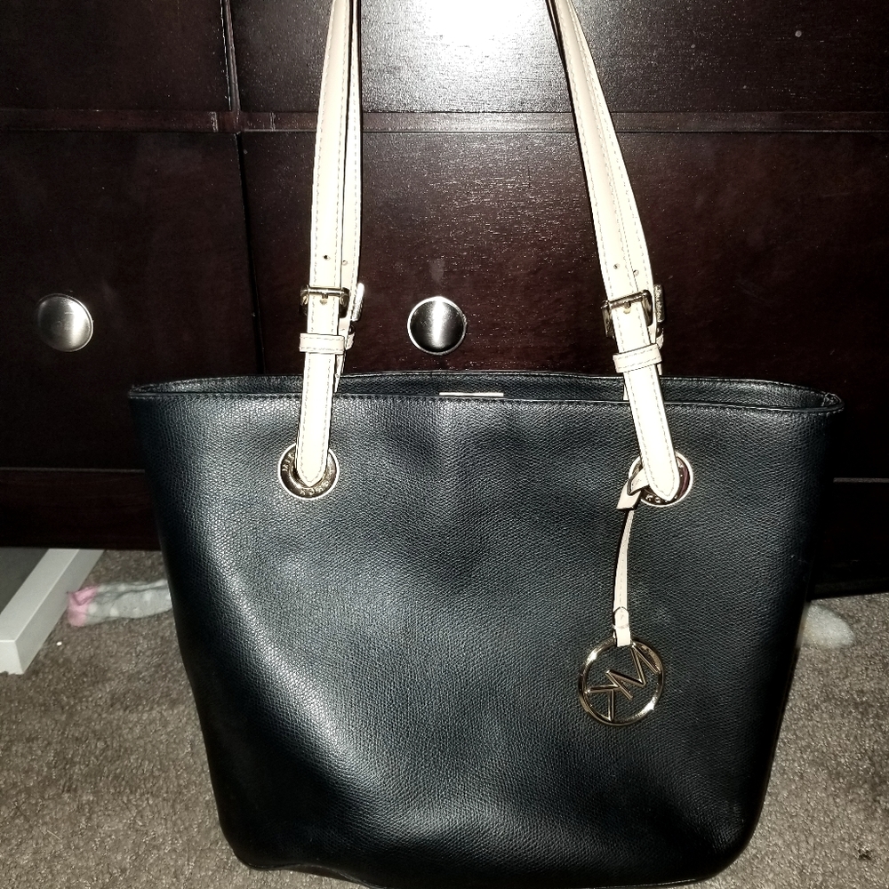 Black michael kors purse with camel colored straps
